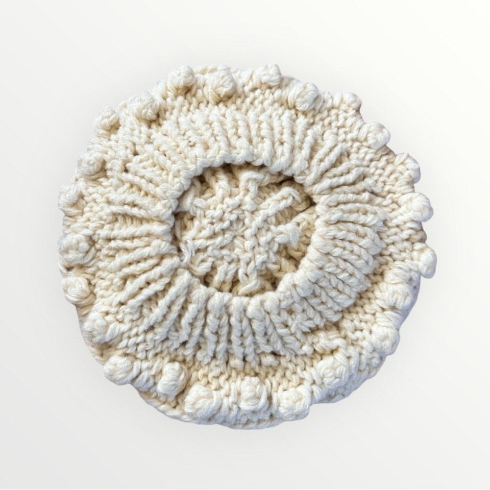 Free People Bobble Knit Pom Pom Beret Beanie Hat in Cream/Ivory OS - Picture 7 of 8